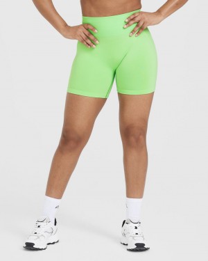 Short Oner Active Effortless Seamless Vert | CQ6513249