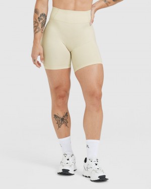 Short Oner Active Timeless High Waisted Jaune Clair | MT4128706